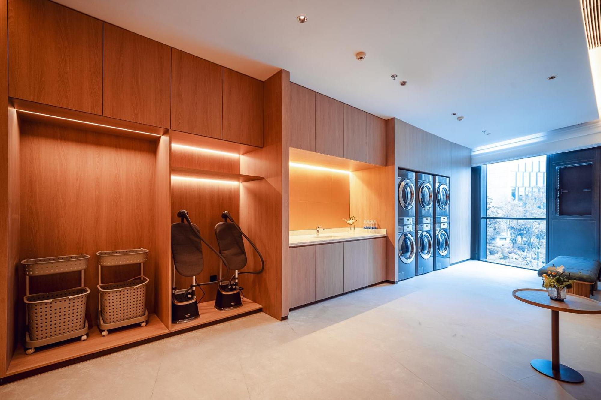 Hotel Even Jinqiao By Ihg Shanghai