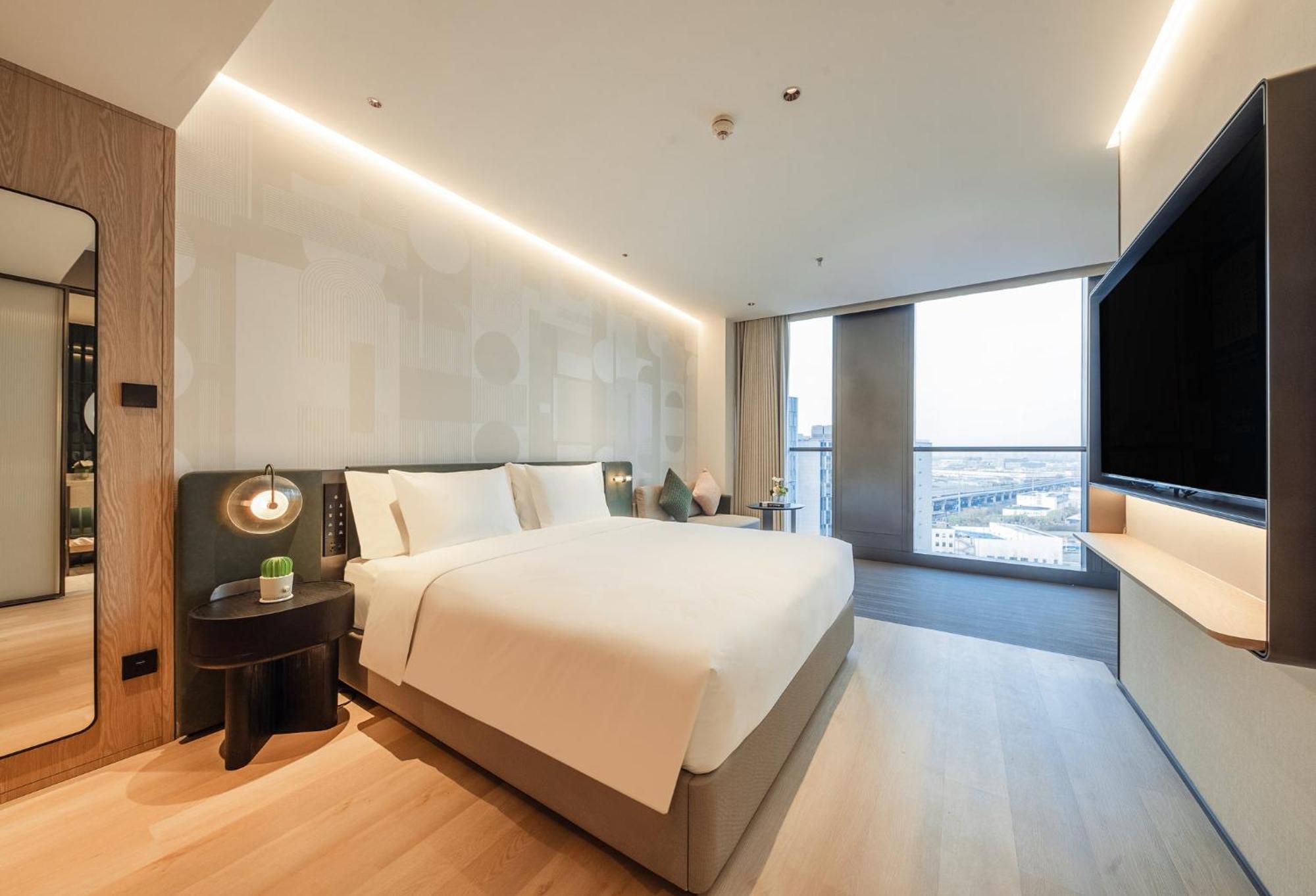 Even Jinqiao By Ihg