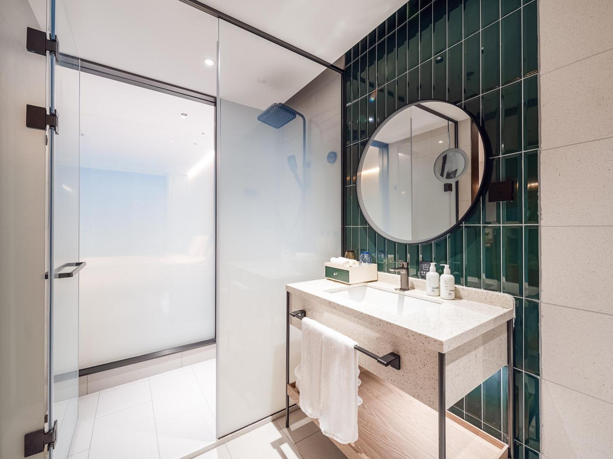 Even Jinqiao By Ihg